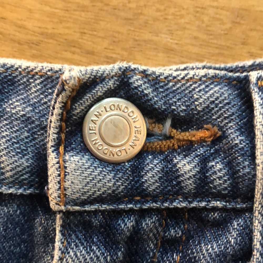 LONDON JEAN High Waisted Jean Shorts - Picture 5 of 8